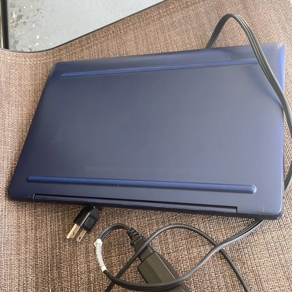 HP laptop model 14